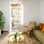 Centric Gaudi Daire