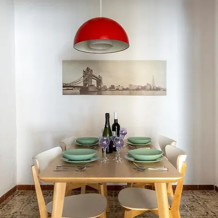 Centric Gaudi Apartment Barcelona