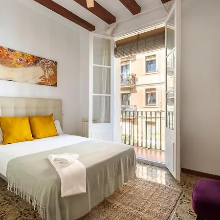 Centric Gaudi Apartment