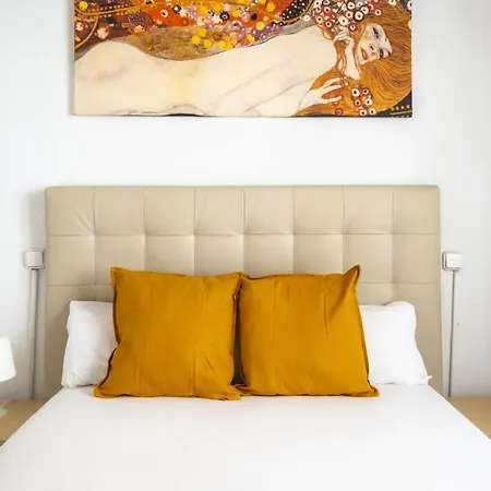Apartament Centric Gaudi *